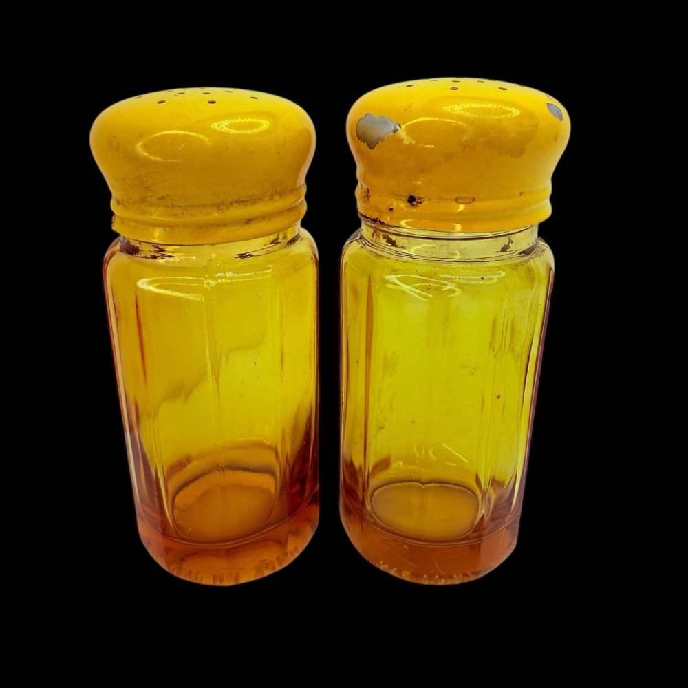 Vintage MCM Takahshi Japan Amber Glass Salt & Pepper Shaker with Yellow Lids